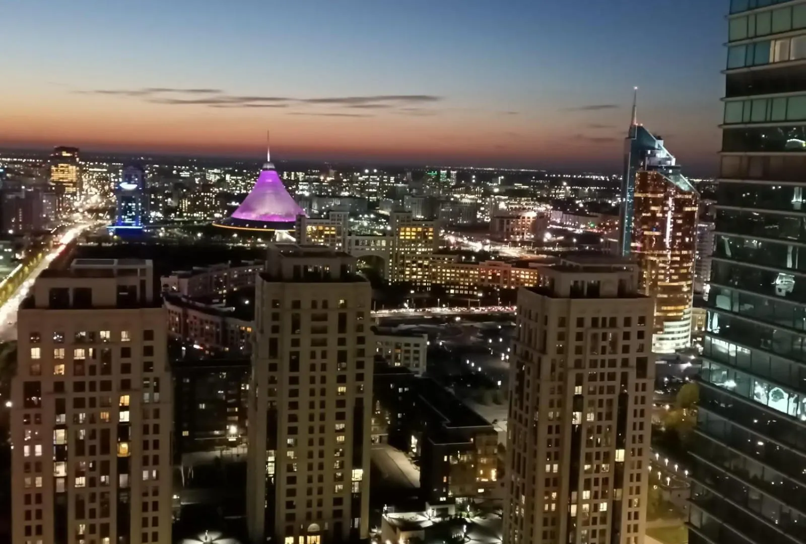 Apartment Северное Сияние 34 Этаж Nur-Sultan